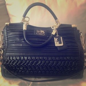 Coach Signature Line: Large Shoulder Bag